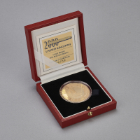 2000 Gold Proof &pound;5 Millennium
