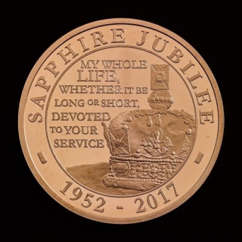 The Queen's Sapphire Jubilee 2017 UK &pound;5 Gold Proof Coin