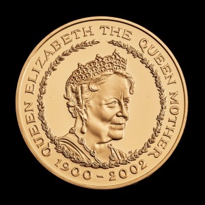 2002 Queen Mother Memorial Crown £5 Gold Proof